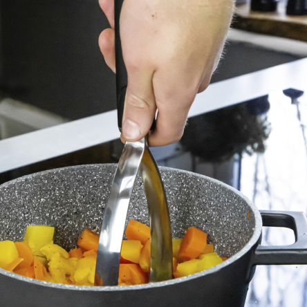 Прес для картоплі Kitchen Craft MASTERCLASS SOFT GRIP - 4