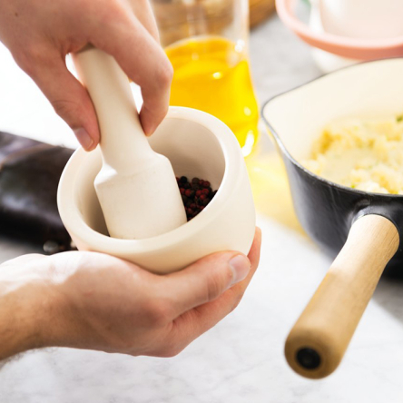 Ступка з кришкою та товкачем BergHOFF 10х10х9см (3950032) - 3