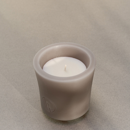 Свеча в подсвечнике из воска Bougies La Française, серая, 10 х 11 см, 160 г - 3