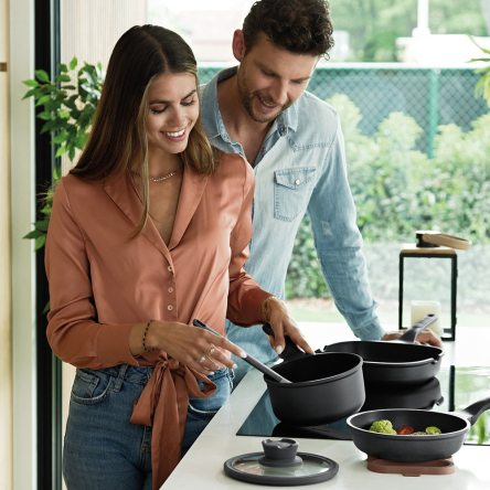 Ківш з антипригарним покриттям BergHOFF LEO STONE+ діаметр 18см, 2л (3950591) - 2