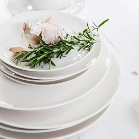 P1127 Тарілка обідня WHITE BASICS ROUND порцелянова, діам. 27,5 см - 2 P1127 Тарілка обідня WHITE BASICS ROUND порцелянова, діам. 27,5 см - 2